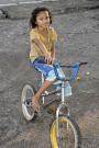 _DSC0116 Девочка на велосипеде. Сумбава. Индонезия.jpg