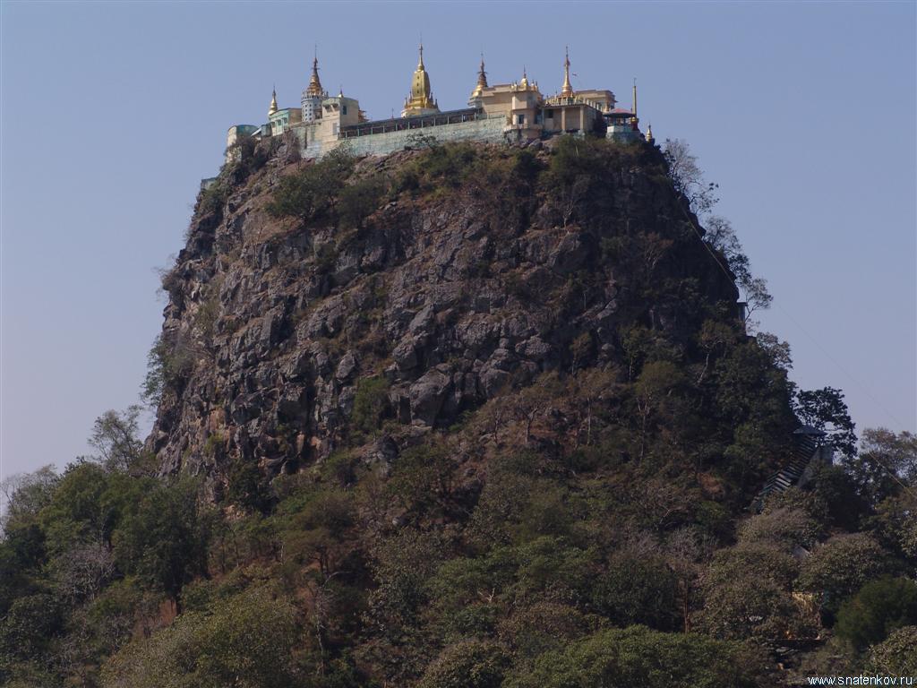 Монастырь Пуопа на скале.Мьянма (Large).JPG