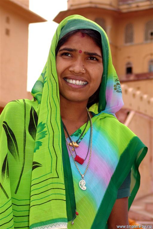 Женщина из Амбер. Индия (Large).JPG