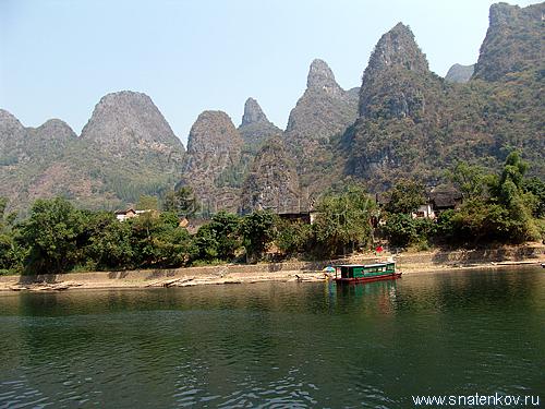 На реке Лиянг, пров. Гуанси - Шуангси (DSC02880).jpg